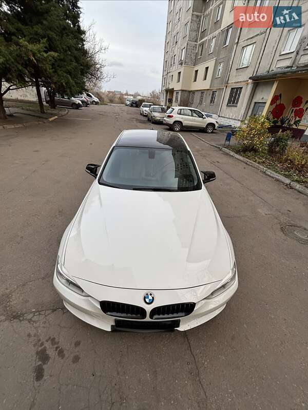 Седан BMW 3 Series 2013 в Полтаве