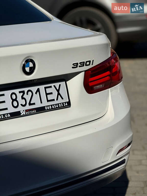 Седан BMW 3 Series 2018 в Черновцах