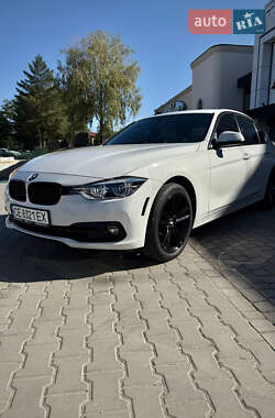 Седан BMW 3 Series 2018 в Черновцах