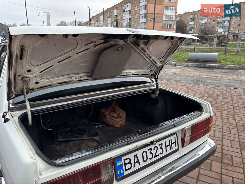 Седан BMW 3 Series 1986 в Знаменке