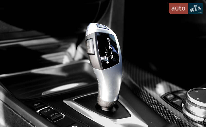 Седан BMW 3 Series 2015 в Николаеве