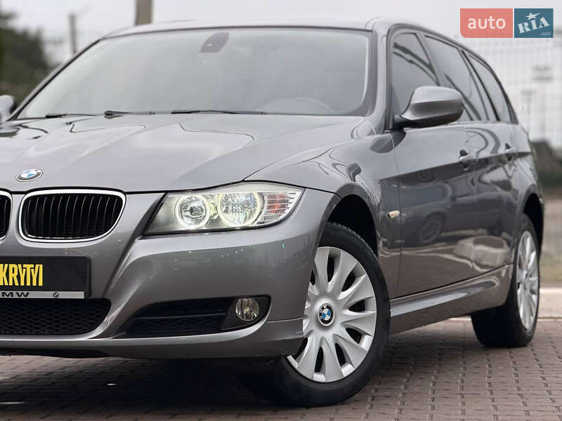 Универсал BMW 3 Series 2010 в Киеве