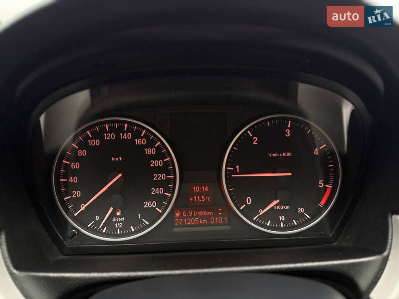 Универсал BMW 3 Series 2010 в Киеве