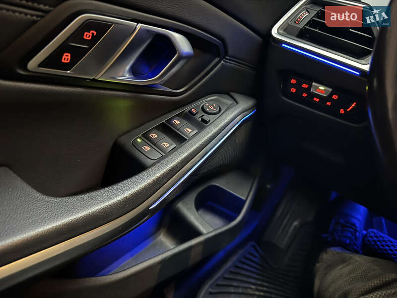 Седан BMW 3 Series 2020 в Стрые