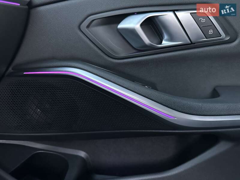 Седан BMW 3 Series 2021 в Одессе