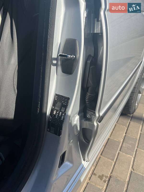 Седан BMW 3 Series 2004 в Нежине фото 10 Седан BMW 3 Series 2004 в Нежине