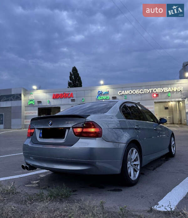 Седан BMW 3 Series 2005 в Миргороде