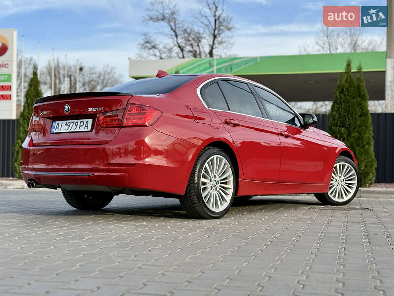Седан BMW 3 Series 2013 в Киеве