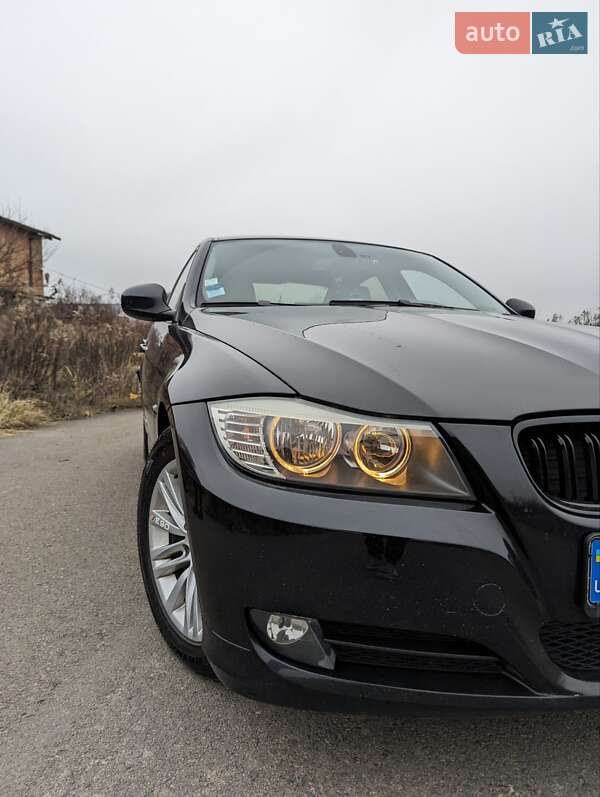 Седан BMW 3 Series 2008 в Ровно фото 5 Седан BMW 3 Series 2008 в Ровно