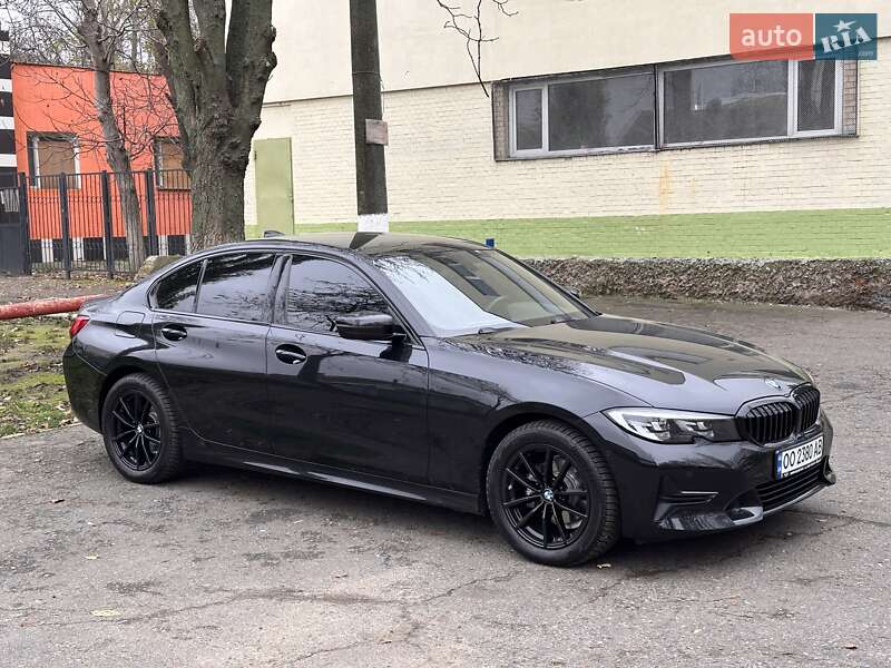 Седан BMW 3 Series 2022 в Одессе