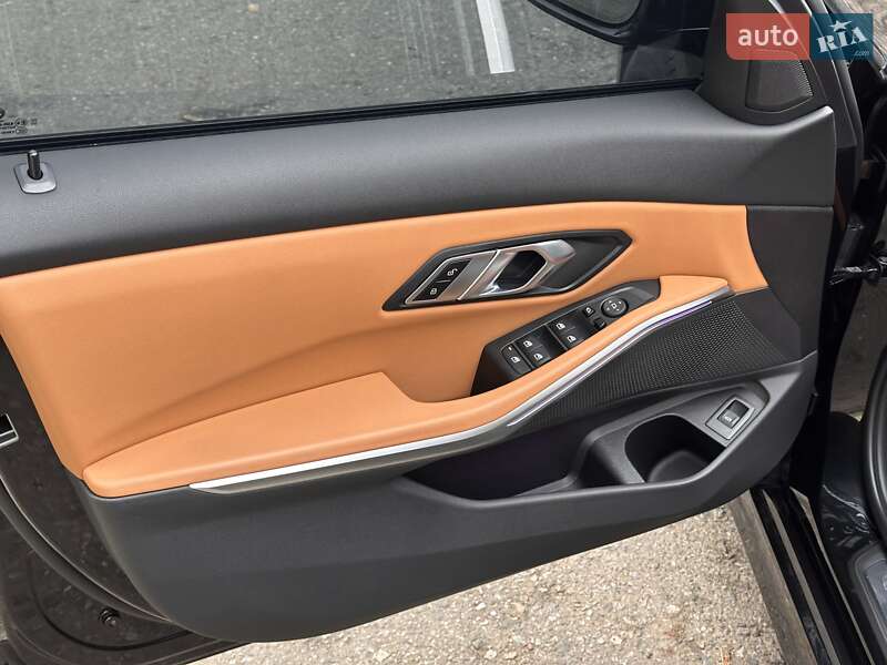 Седан BMW 3 Series 2022 в Одессе