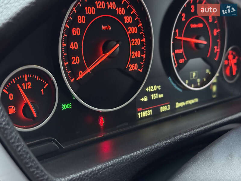 Седан BMW 3 Series 2017 в Одессе