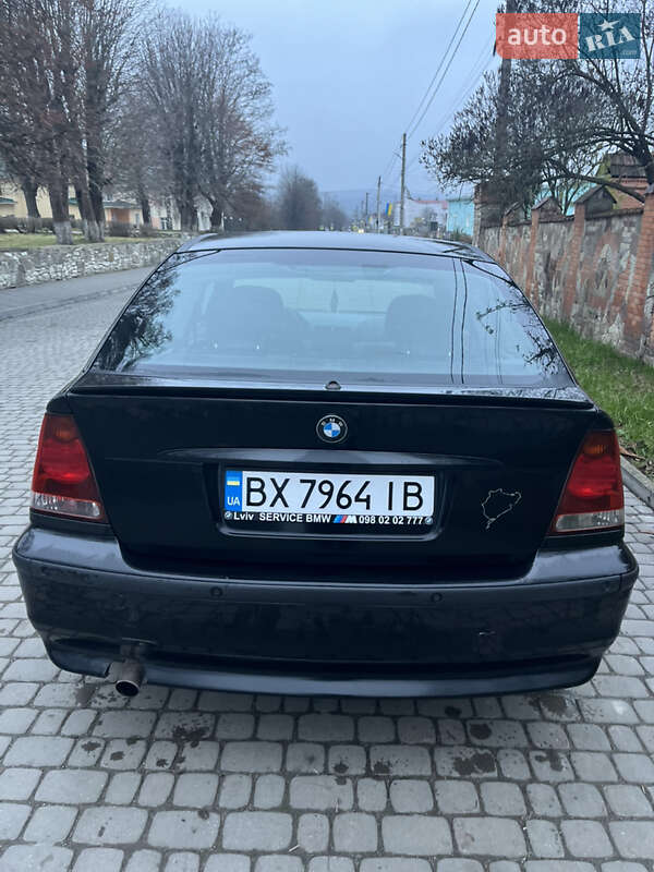 Купе BMW 3 Series 2003 в Городку