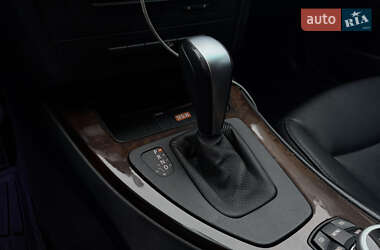 Седан BMW 3 Series 2011 в Харкові