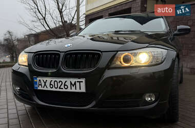 Седан BMW 3 Series 2011 в Харкові
