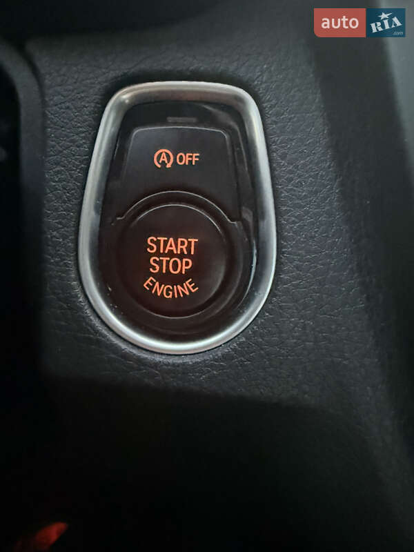 Седан BMW 3 Series 2014 в Києві