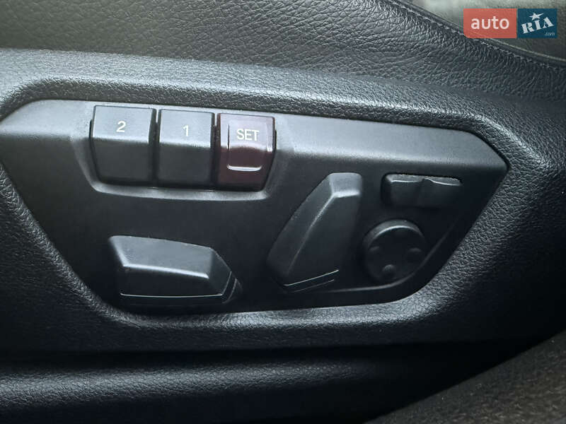 Седан BMW 3 Series 2014 в Києві