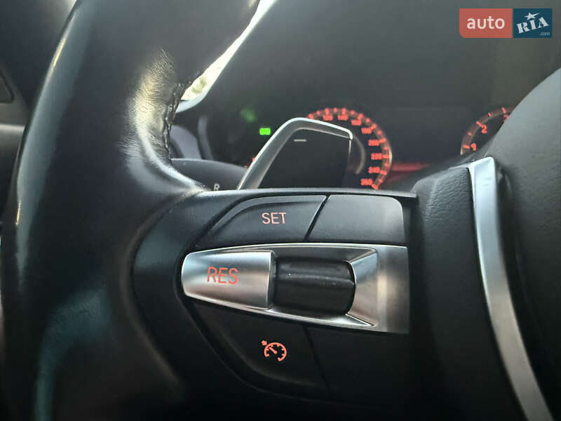 Седан BMW 3 Series 2014 в Києві