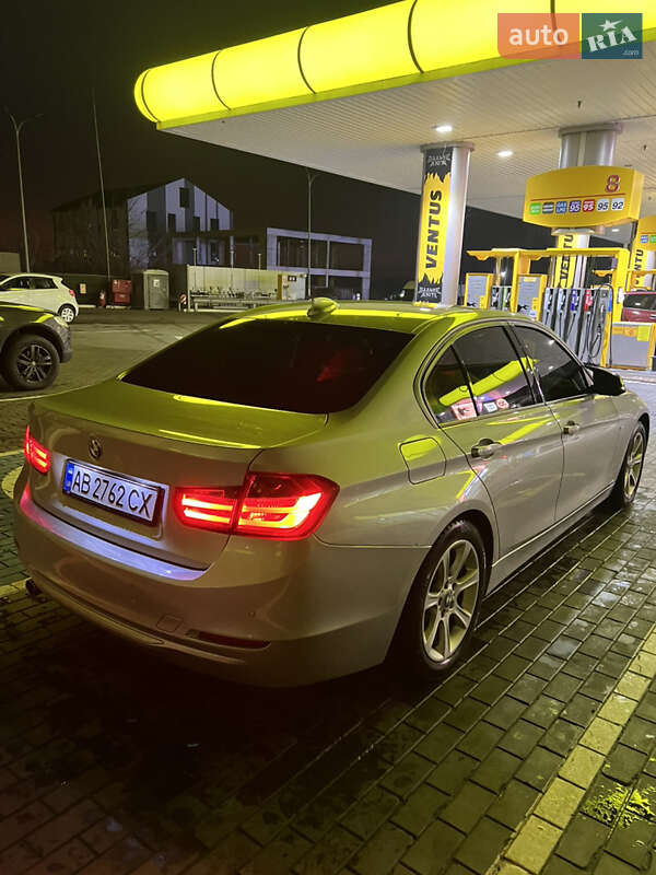 Седан BMW 3 Series 2012 в Києві