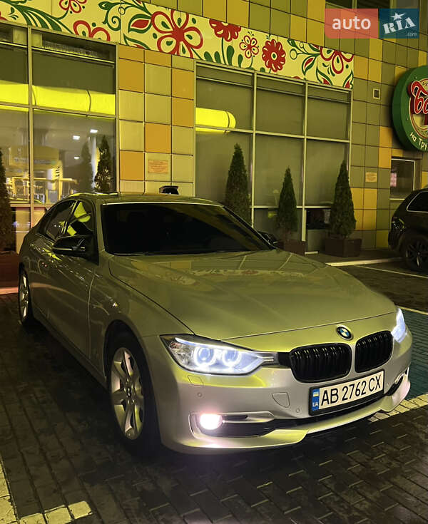 Седан BMW 3 Series 2012 в Києві