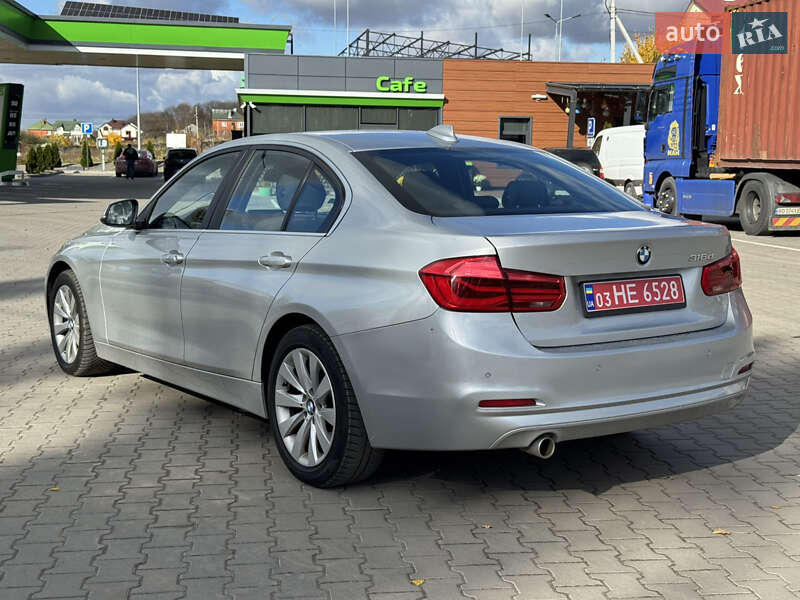 Седан BMW 3 Series 2017 в Хмельницком