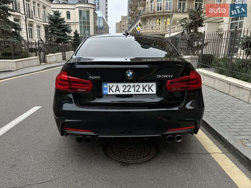 Седан BMW 3 Series 2018 в Киеве
