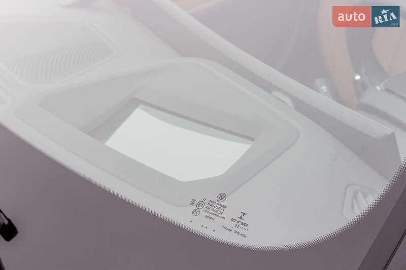 Седан BMW 3 Series 2022 в Львові