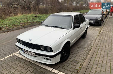 Седан BMW 3 Series 1987 в Запорожье