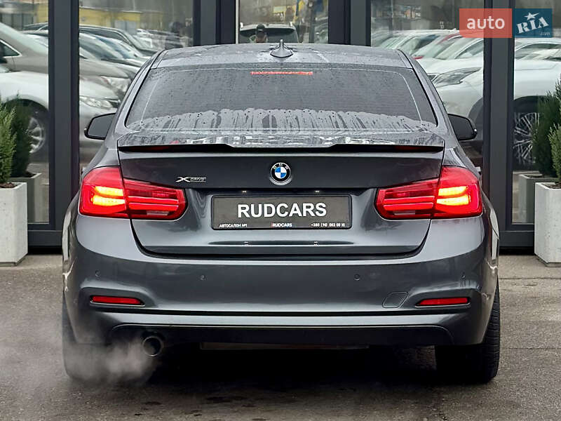 Седан BMW 3 Series 2015 в Кременчуге