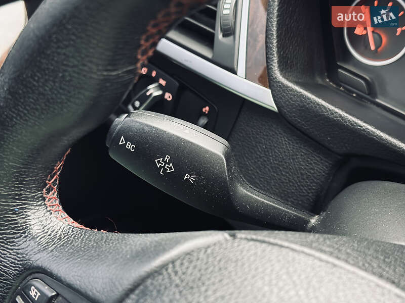 Седан BMW 3 Series 2015 в Кременчуге