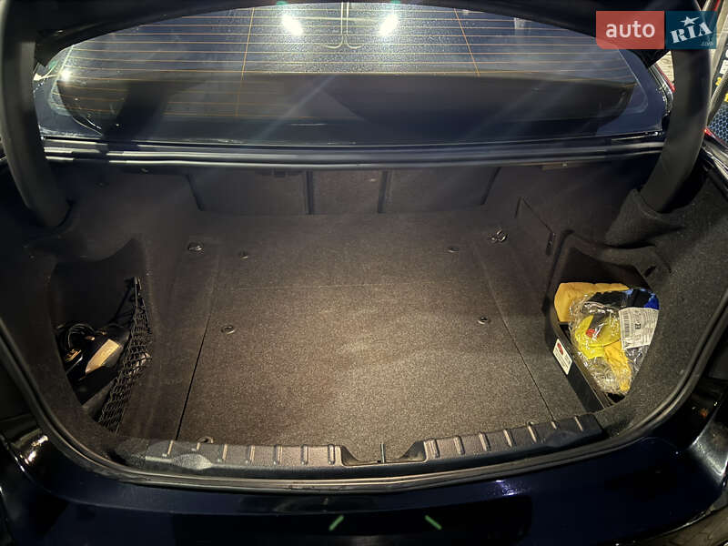 Седан BMW 3 Series 2012 в Дніпрі фото 10 Седан BMW 3 Series 2012 в Дніпрі