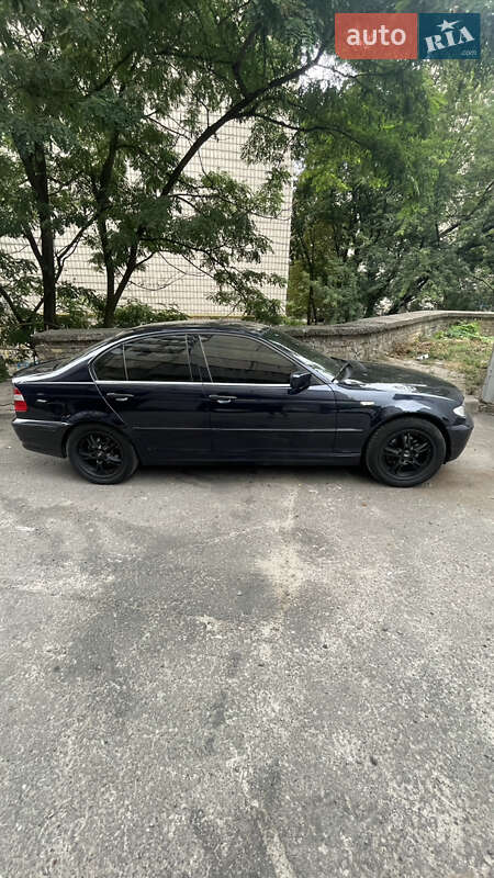 Седан BMW 3 Series 2003 в Киеве