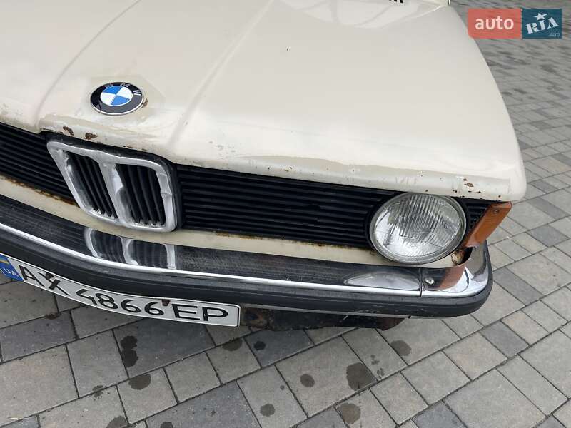 Седан BMW 3 Series 1983 в Харькове