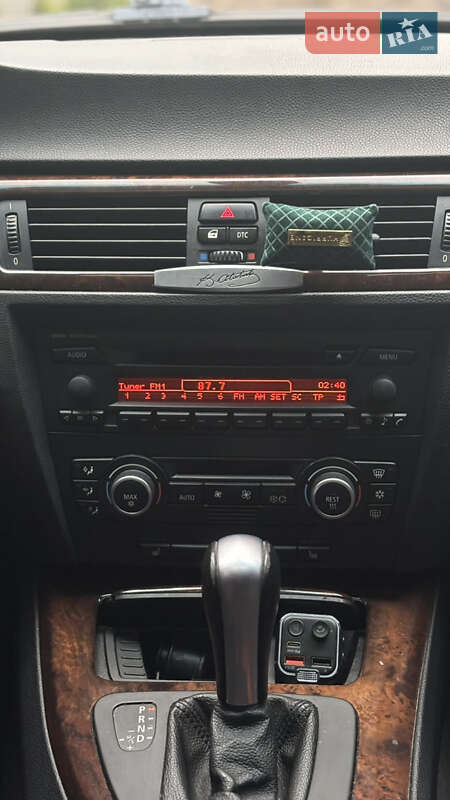 Седан BMW 3 Series 2006 в Киеве