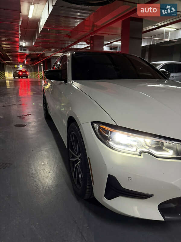 Седан BMW 3 Series 2019 в Одессе