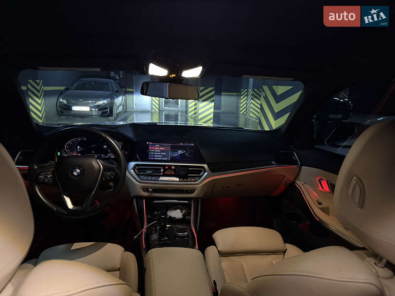 Седан BMW 3 Series 2019 в Одессе