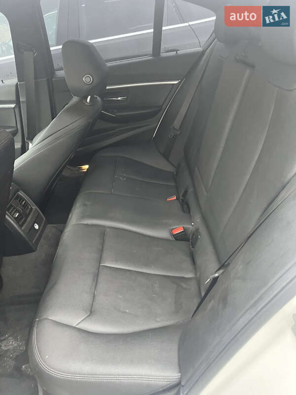 Седан BMW 3 Series 2017 в Львове фото 10 Седан BMW 3 Series 2017 в Львове