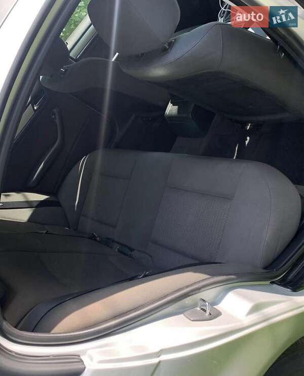 Седан BMW 3 Series 2004 в Подольске фото 6 Седан BMW 3 Series 2004 в Подольске