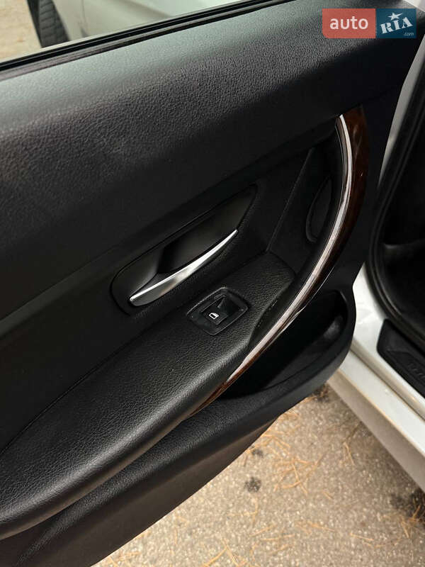 Седан BMW 3 Series 2014 в Харькове фото 30 Седан BMW 3 Series 2014 в Харькове
