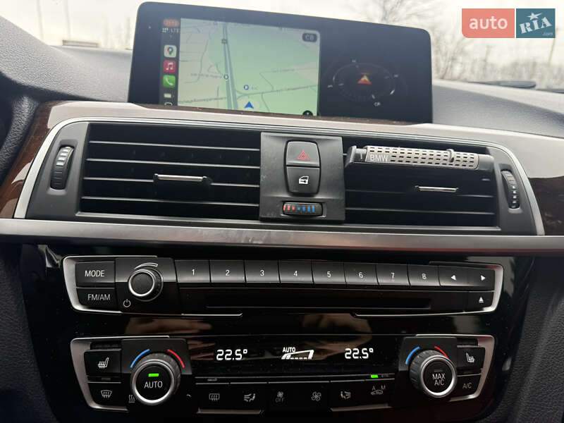 Седан BMW 3 Series 2016 в Києві