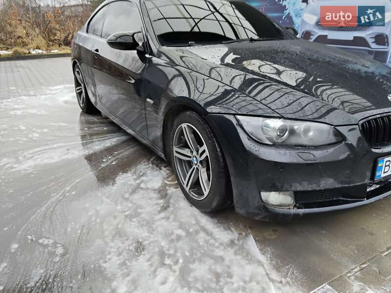 Купе BMW 3 Series 2009 в Львове