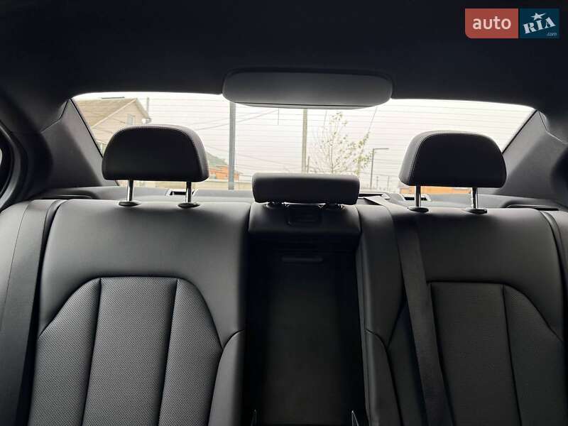 Седан BMW 3 Series 2024 в Виннице