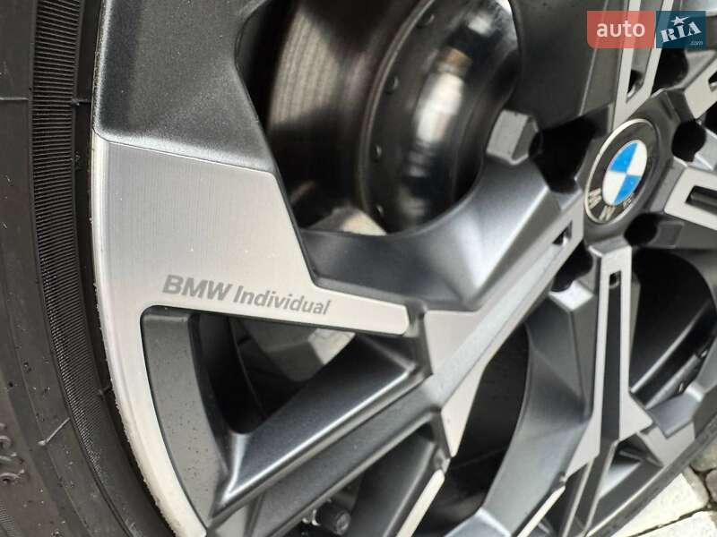 Седан BMW 3 Series 2024 в Виннице