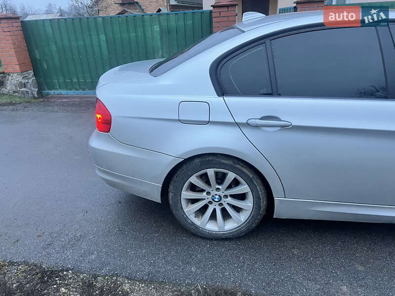 Седан BMW 3 Series 2011 в Калинівці