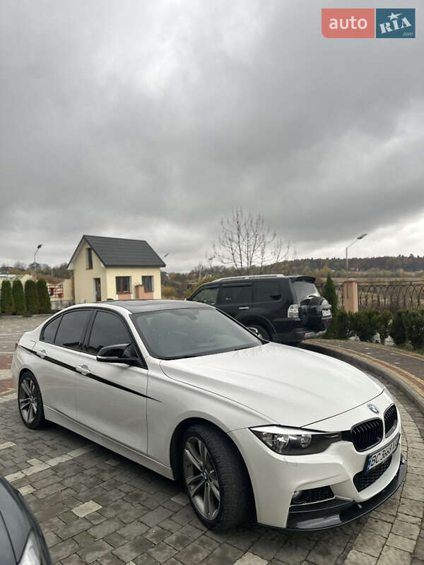 Седан BMW 3 Series 2015 в Львове