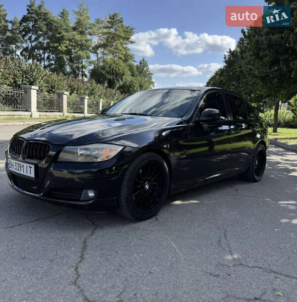 Седан BMW 3 Series 2011 в Днепре