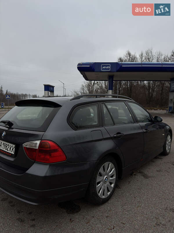 Универсал BMW 3 Series 2005 в Чернигове