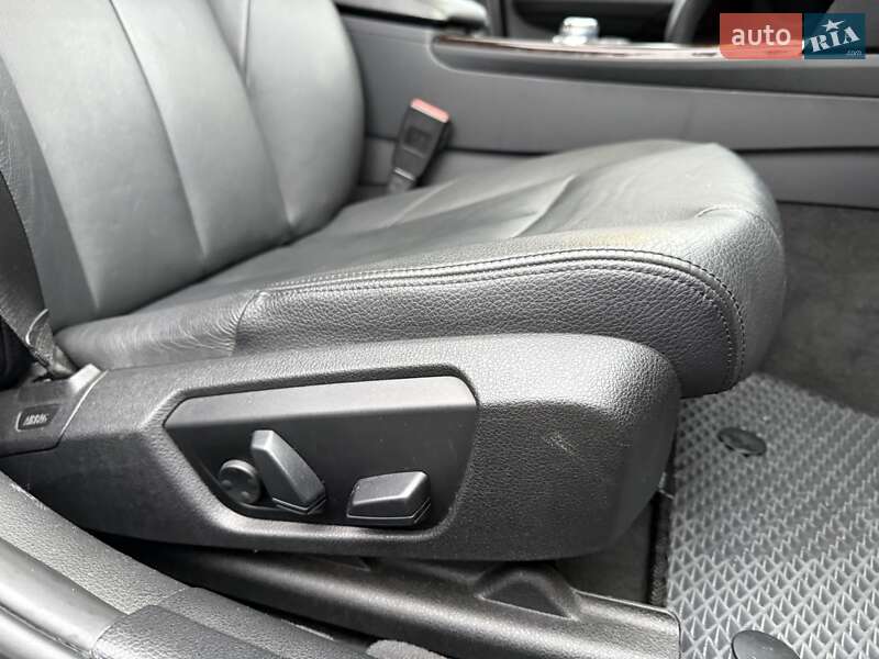 Седан BMW 3 Series 2013 в Киеве