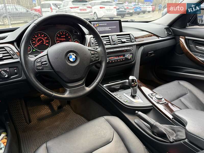 Седан BMW 3 Series 2013 в Киеве
