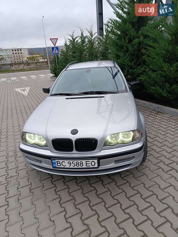 Універсал BMW 3 Series 2002 в Могилів-Подільському